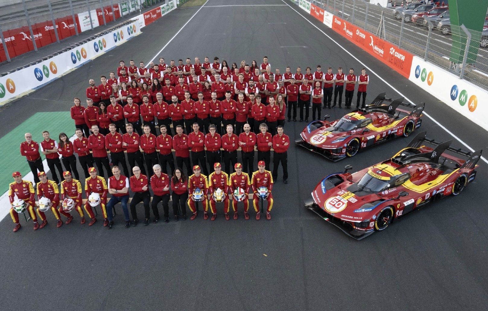 法拉利险胜索伯车队，勒克莱尔点燃赛场