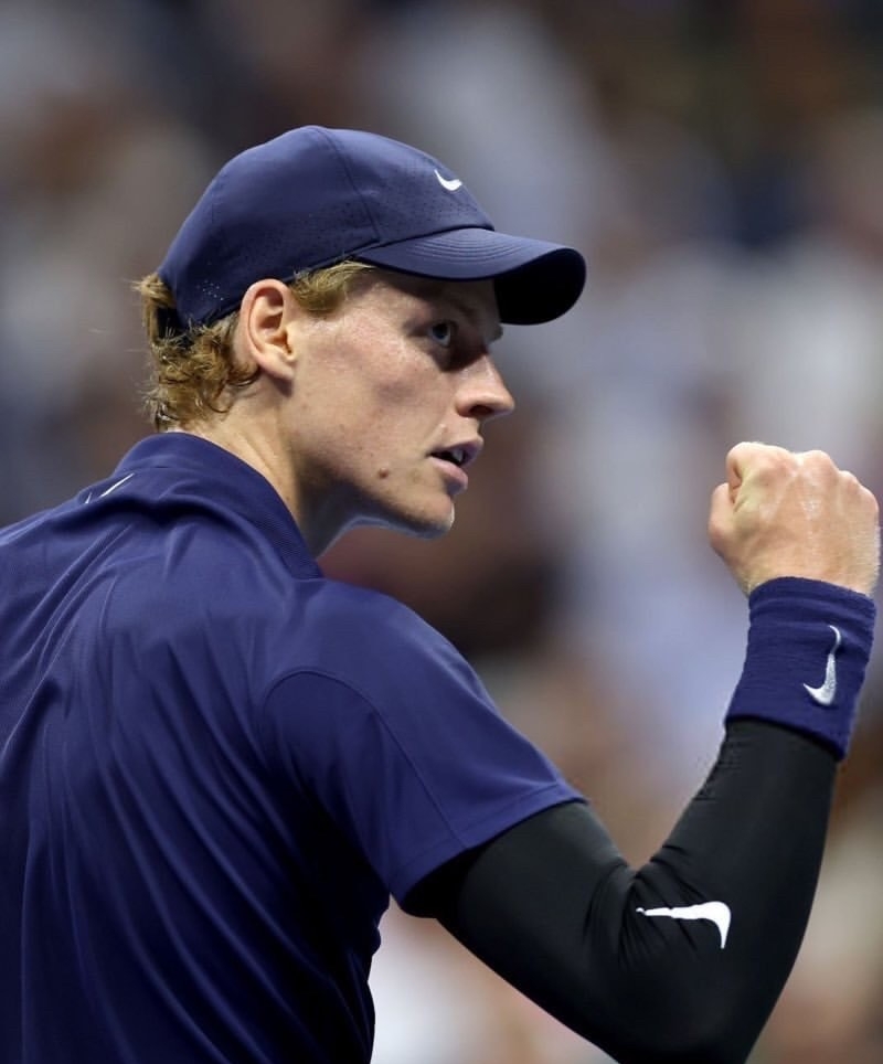 美网险胜戴维斯杯，辛纳统治全场